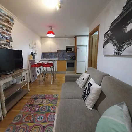 Pleno Centro, Alameda, 5 Minutos Casco Vello Y Estacion Ave *