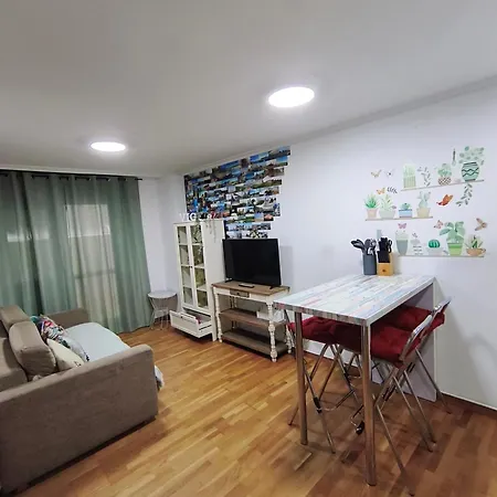 Pleno Centro, Alameda, 5 Minutos Casco Vello Y Estacion Ave Апартаменты *