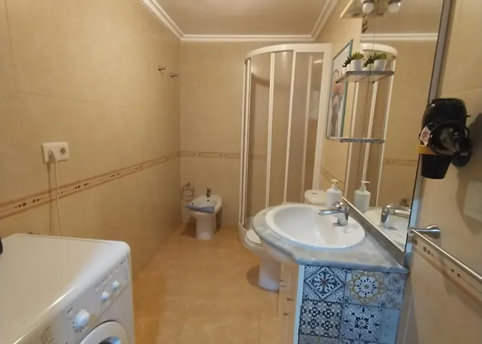 Pleno Centro, Alameda, 5 Minutos Casco Vello Y Estación Ave